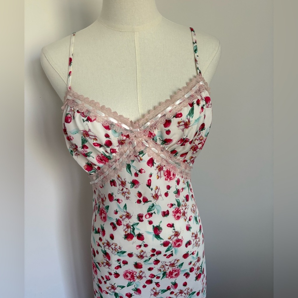 Steve Madden White and Pink Floral Dress - Picture 2 of 7